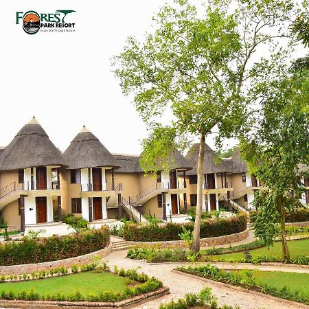 Forest Park Resort Buloba Exterior foto