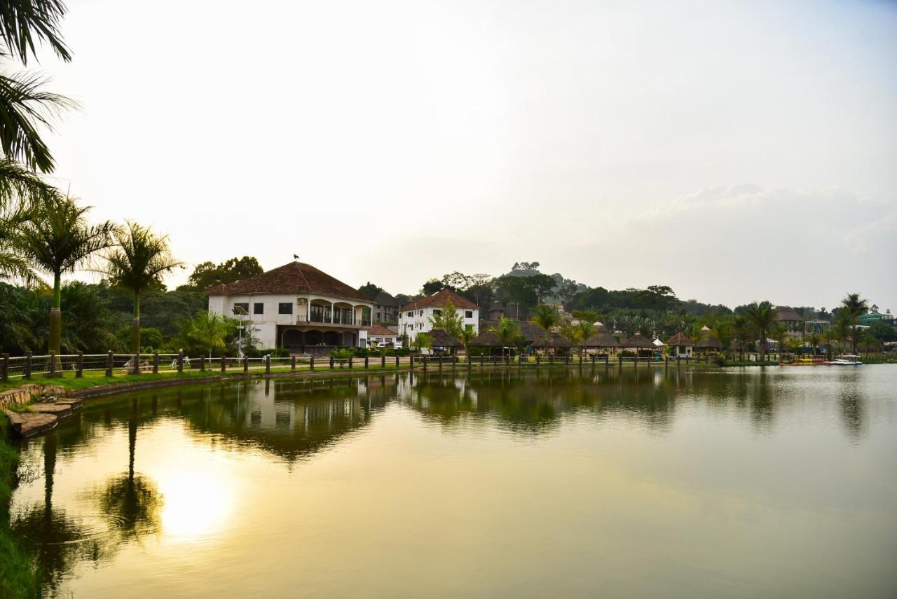 Forest Park Resort Buloba Exterior foto